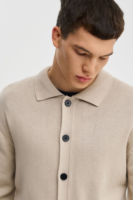 трикотажный кардиган из россии вид сбоку