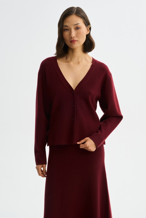 трикотажный кардиган от бренда снежная королева вид слева