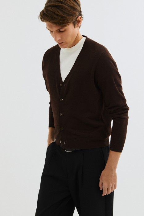 трикотажный кардиган по цене 1710 руб вид справа