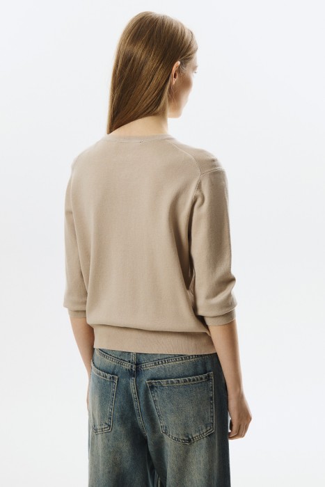 трикотажный кардиган по цене 1870 руб вид справа