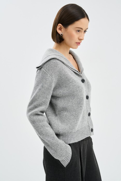 трикотажный кардиган из россии вид сбоку