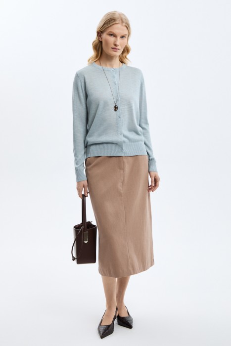 трикотажный кардиган от бренда снежная королева вид слева