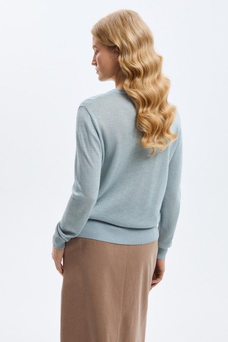 трикотажный кардиган по цене 2000 руб вид справа