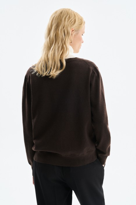 трикотажный кардиган по цене 1370 руб вид справа