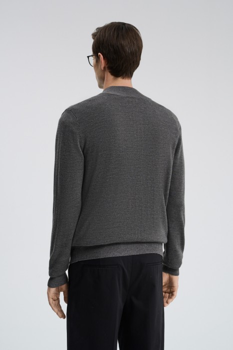 трикотажный кардиган по цене 1950 руб вид справа