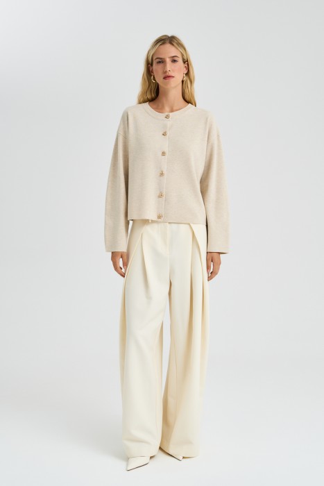 трикотажный кардиган от бренда снежная королева вид слева