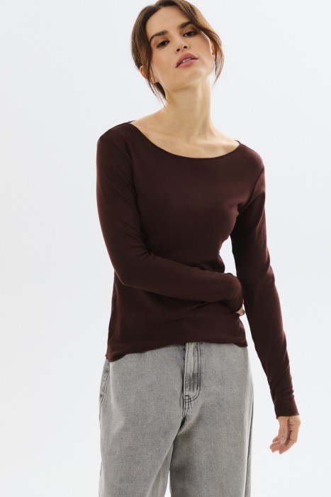 трикотажный лонгслив от бренда снежная королева вид слева