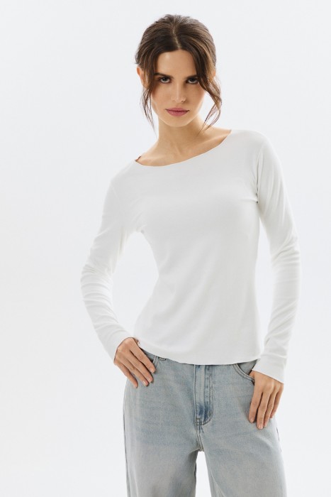 трикотажный лонгслив от бренда снежная королева вид слева