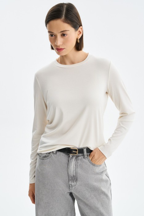 трикотажный лонгслив от бренда снежная королева вид слева