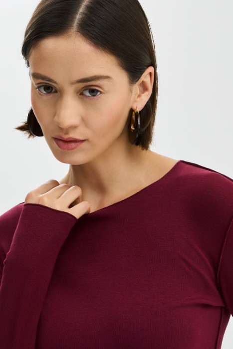 трикотажный лонгслив из россии вид сбоку