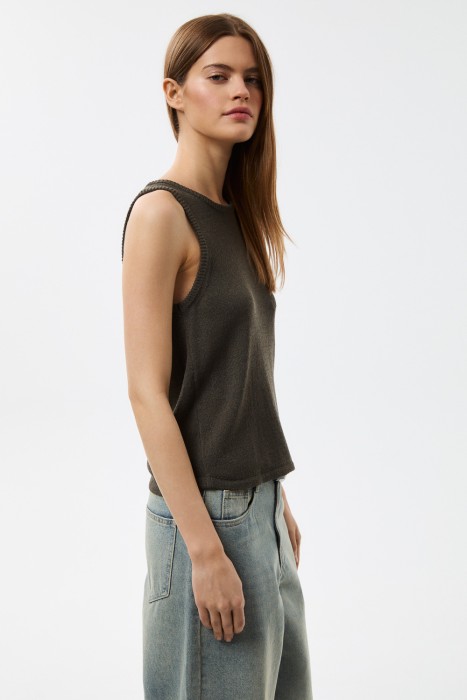 Товар с артикулом 815429003 вид сзади