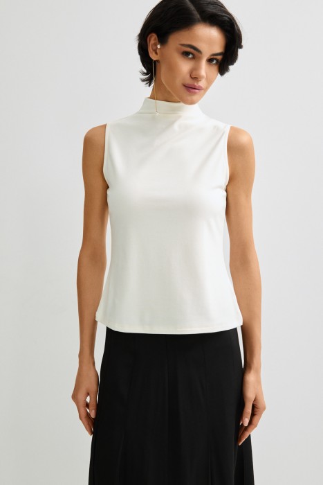 трикотажный топ от бренда снежная королева вид слева