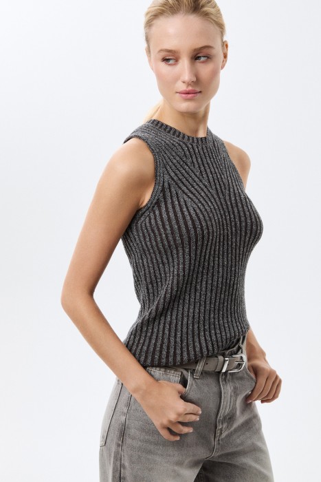 Товар с артикулом 814545003 вид сзади