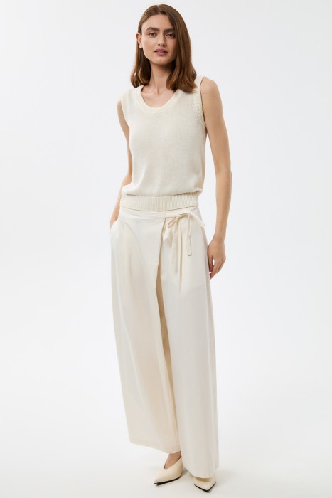 Товар с артикулом 814544003 вид сзади