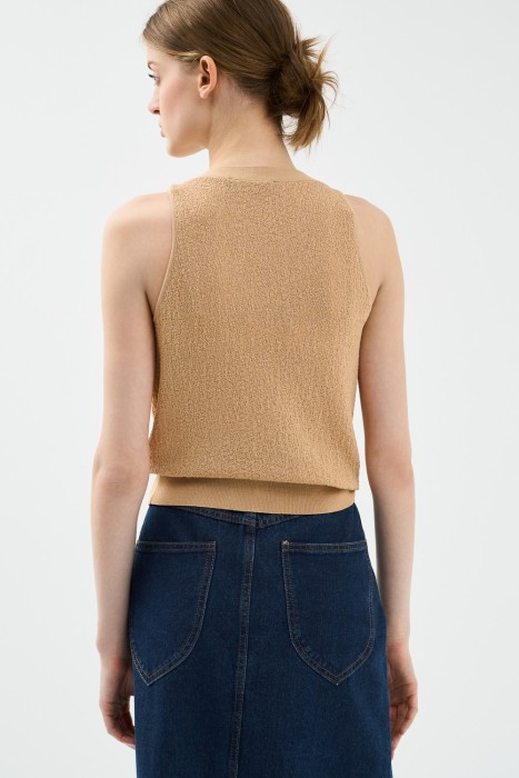 трикотажный жилет по цене 1210 руб вид справа