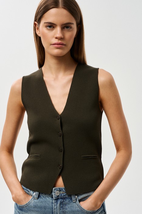трикотажный жилет 817614003 фотография