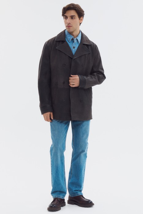 удлиненная куртка из натуральной кожи от бренда снежная королева вид слева