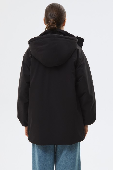 удлиненная куртка с капюшоном по цене 4210 руб вид справа