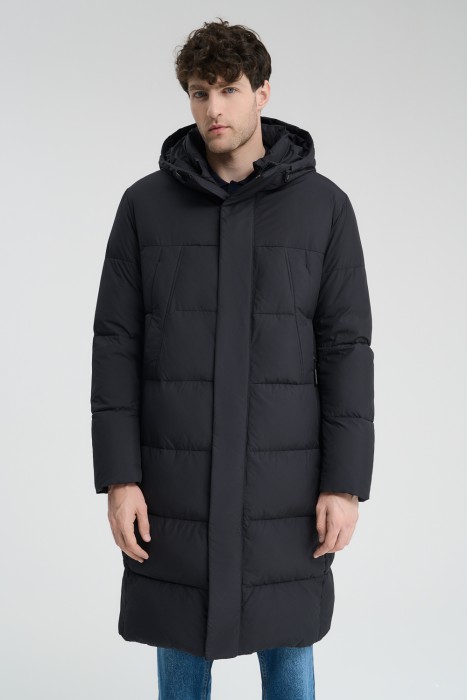 удлиненная куртка с капюшоном от бренда снежная королева вид слева