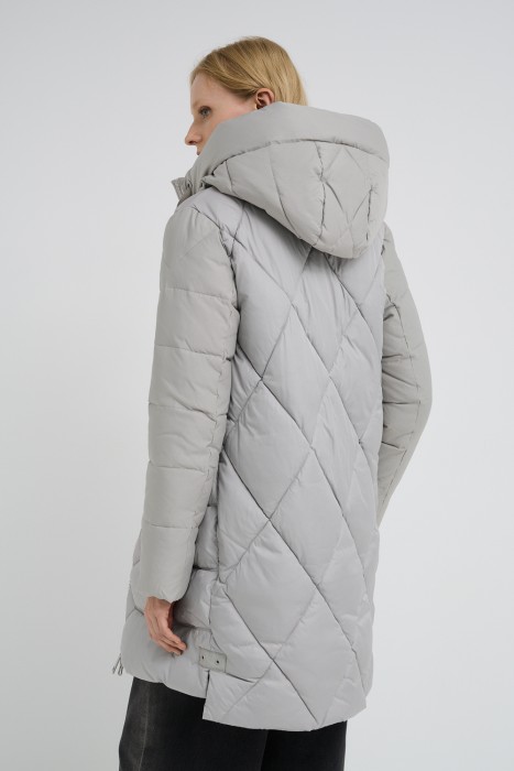 удлиненная куртка с капюшоном по цене 3690 руб вид справа