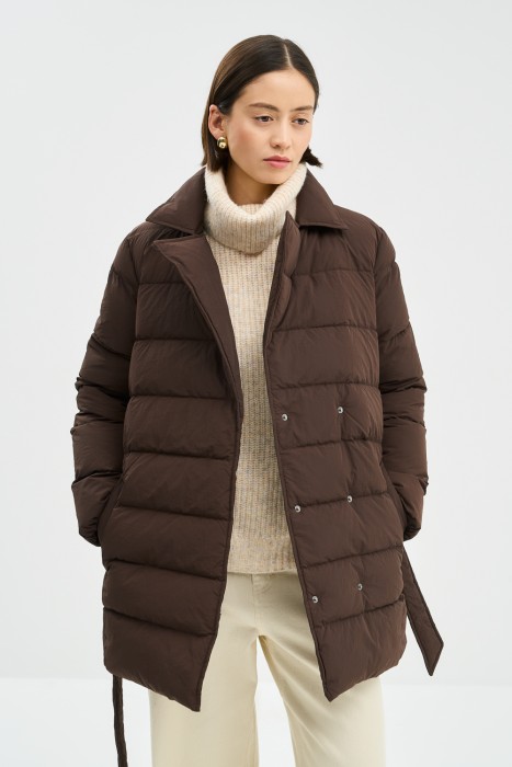 удлиненная куртка с поясом от бренда снежная королева вид слева