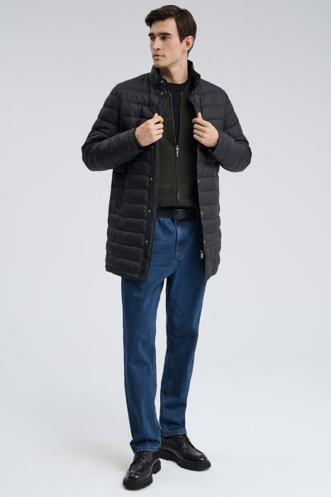 удлиненная куртка из россии вид сбоку