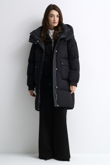 удлиненная зимняя куртка с капюшоном 730626003 фотография
