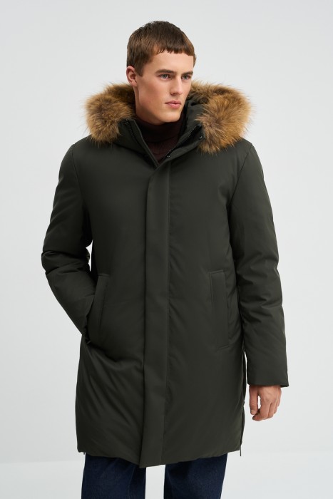 удлиненная зимняя куртка с капюшоном 777130003 фотография