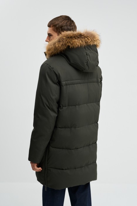 удлиненная зимняя куртка с капюшоном по цене 7330 руб вид справа