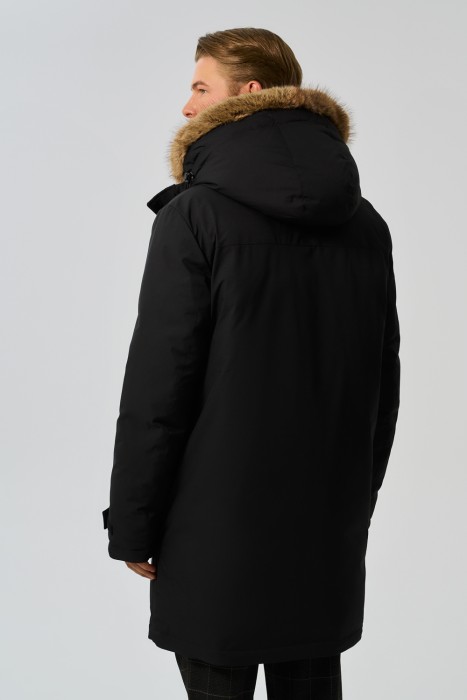 удлиненная зимняя куртка с меховой отделкой по цене 13370 руб вид справа