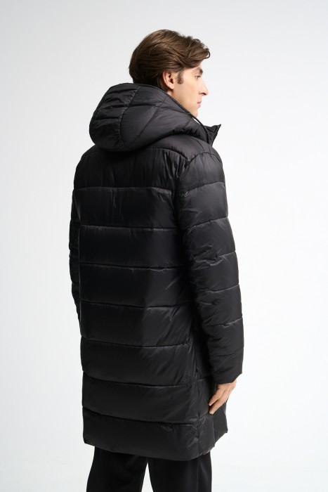 удлиненная зимняя куртка по цене 3630 руб вид справа