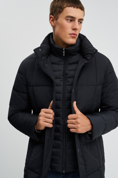 удлиненная зимняя куртка из россии вид сбоку