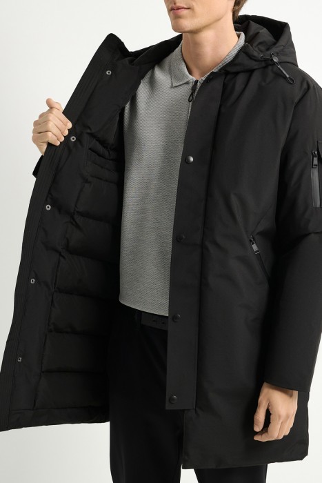 удлиненная зимняя куртка из россии вид сбоку