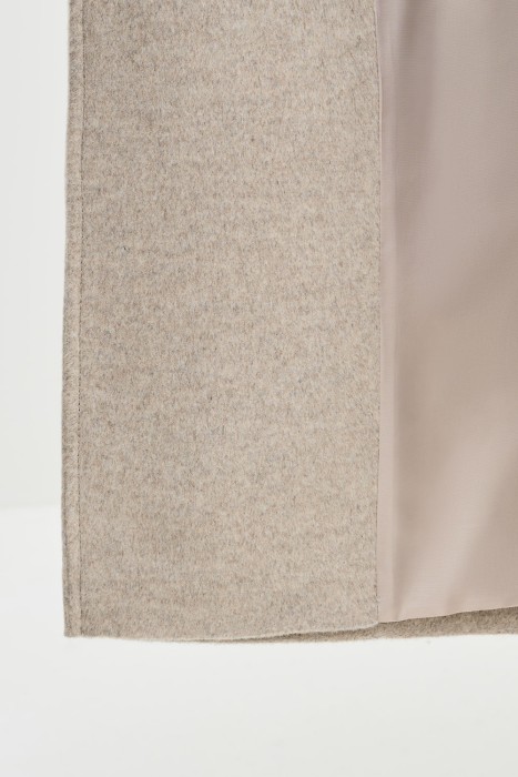 удлиненное пальто из россии вид сбоку