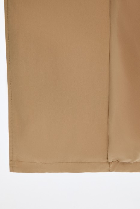 удлиненный плащ из россии вид сбоку