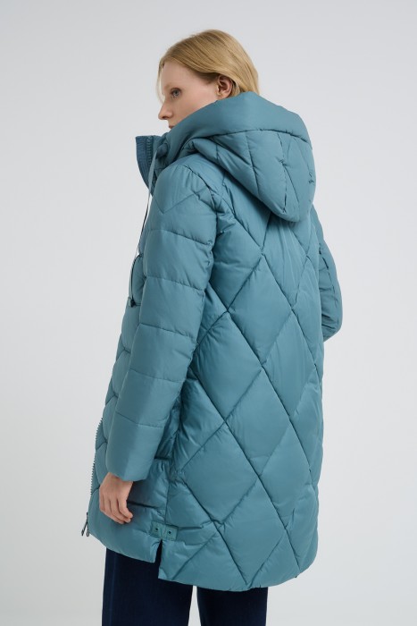 удлиненный пуховик с капюшоном по цене 3690 руб вид справа