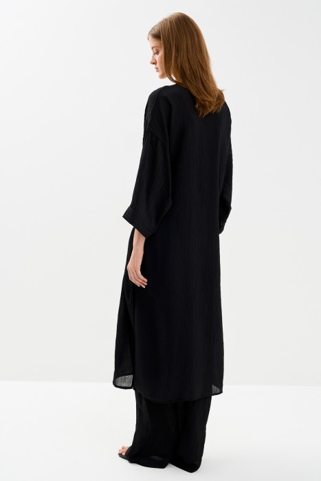 удлиненный жакет от бренда снежная королева вид слева