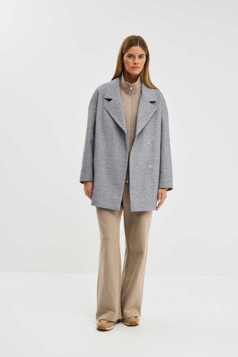 укороченное пальто от бренда снежная королева вид слева