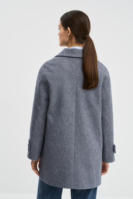 укороченное пальто по цене 9590 руб вид справа