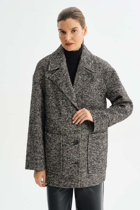 укороченное пальто от бренда снежная королева вид слева