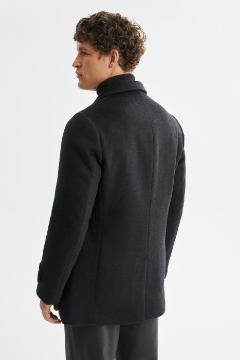 укороченное пальто по цене 12950 руб вид справа