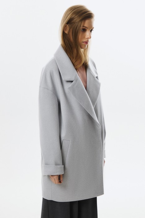 укороченное пальто по цене 9110 руб вид справа