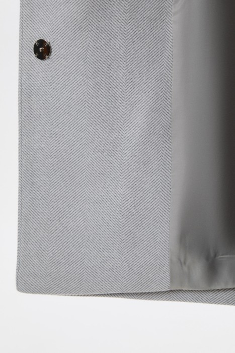 укороченное пальто из россии вид сбоку