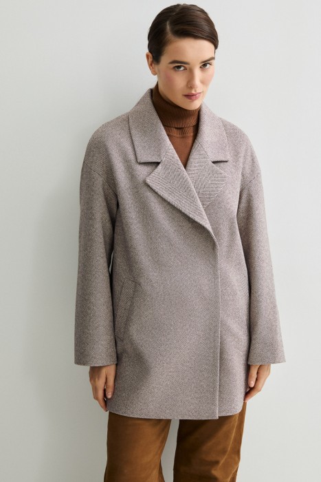 укороченное пальто от бренда снежная королева вид слева