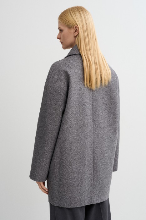 укороченное пальто по цене 9110 руб вид справа