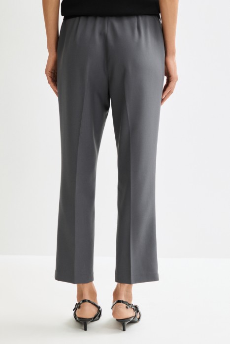 укороченные брюки по цене 2270 руб вид справа