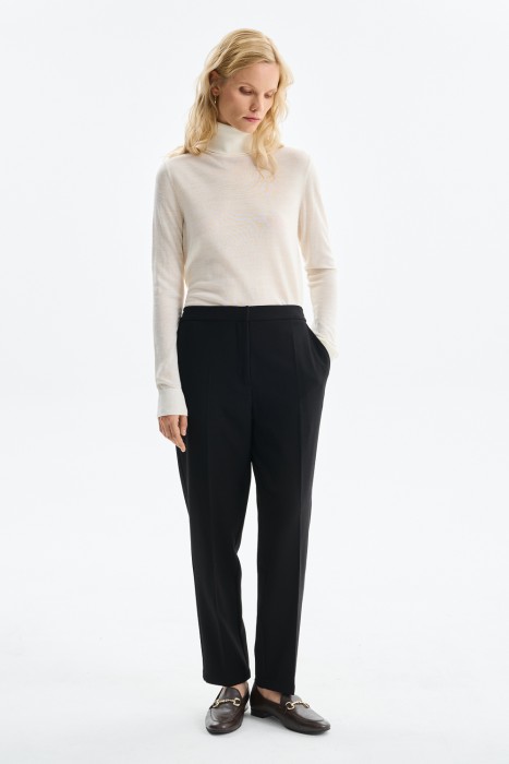 укороченные брюки от бренда снежная королева вид слева