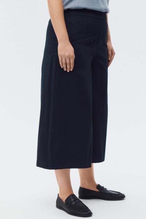 Товар с артикулом 821079003 вид сзади