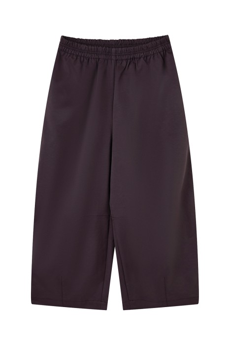 укороченные брюки из россии вид сбоку