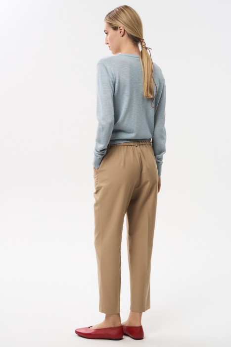 укороченные брюки по цене 2660 руб вид справа